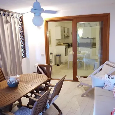 Dimora Gli Oleandri Apartmán
